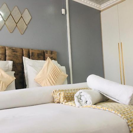 Mavi Guest House East London Dış mekan fotoğraf