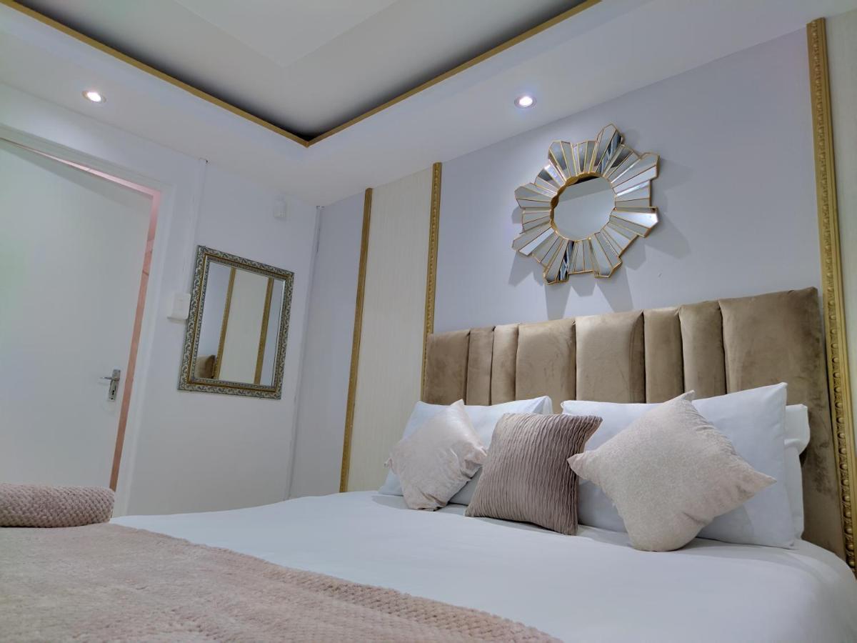 Mavi Guest House East London Dış mekan fotoğraf